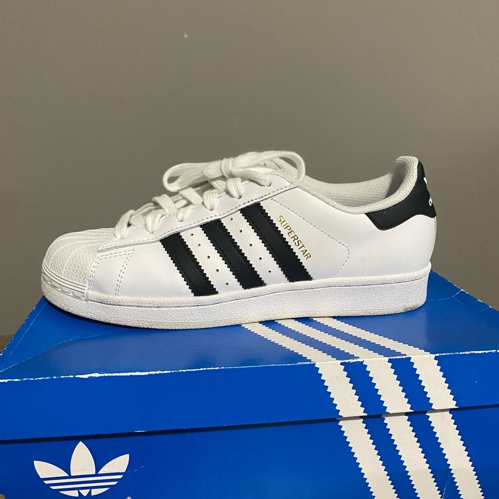 Adidas Superstar